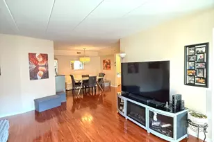 9410 Melvina Ave, Oak Lawn, IL 60453 - Photo 11