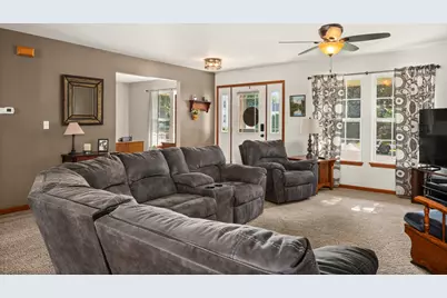 103 Evergreen Drive, Kirkland, IL 60146 - Photo 7