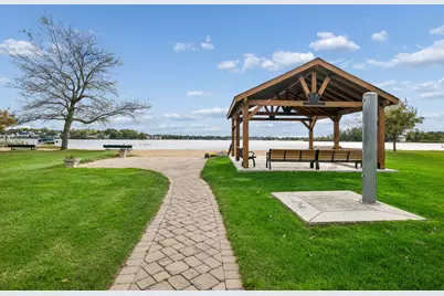 907 Jackson Avenue, Wauconda, IL 60084 - Photo 5