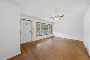 7131 S Hoyne Ave, Chicago, IL 60636 - Photo 7
