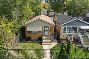7131 S Hoyne Ave, Chicago, IL 60636 - Photo 3
