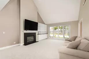 820 Braeman Ct, Libertyville, IL 60048 - Photo 5