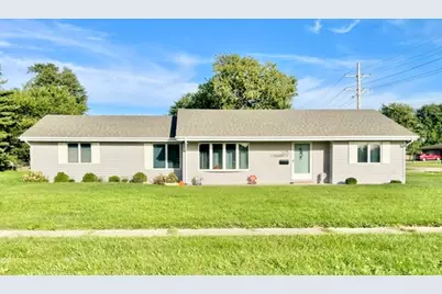 595 S Marguerite Street, Coal City, IL 60416 - Photo 1