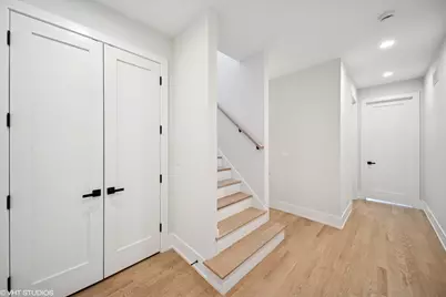967 E 62nd Street #1, Chicago, IL 60637 - Photo 3