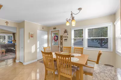 10440 Princess Avenue, Chicago Ridge, IL 60415 - Photo 9
