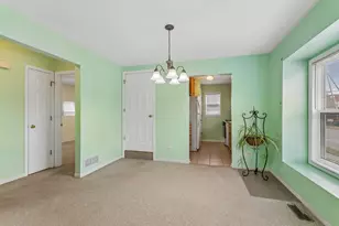 1200 Wilcox St, Joliet, IL 60435 - Photo 5