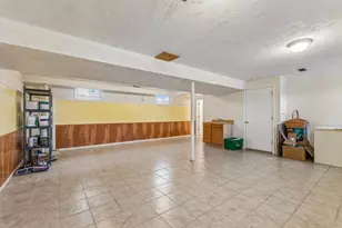 1200 Wilcox St, Joliet, IL 60435 - Photo 15