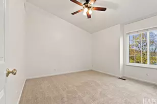 301 Stevens Ct, Grayslake, IL 60030 - Photo 13