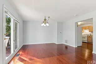 301 Stevens Ct, Grayslake, IL 60030 - Photo 5