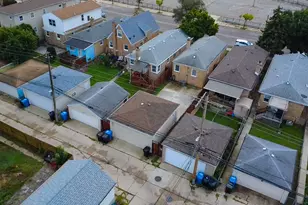 6230 W Foster Ave, Chicago, IL 60630 - Photo 23