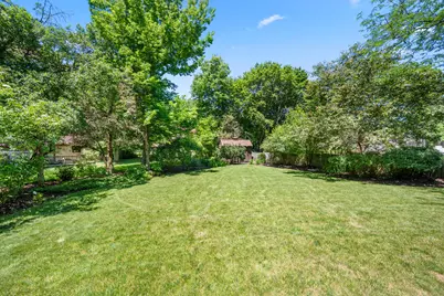 1311 Azalea Lane, Dekalb, IL 60115 - Photo 15