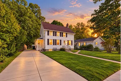 326 S Walnut Street, Sycamore, IL 60178 - Photo 1
