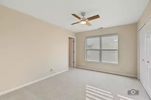 2151 Grayhawk Dr, Aurora, IL 60503 - Photo 15