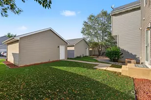 2151 Grayhawk Dr, Aurora, IL 60503 - Photo 23
