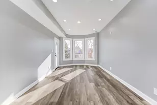 3724 N Drake Ave, Chicago, IL 60618 - Photo 5