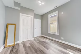 3724 N Drake Ave, Chicago, IL 60618 - Photo 11