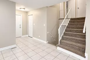 248 Waverly Dr, Elgin, IL 60120 - Photo 13