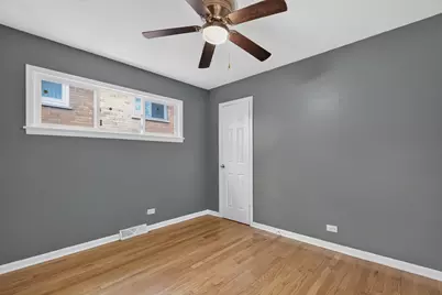 2752 Tennyson Place, Hazel Crest, IL 60429 - Photo 9