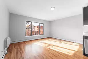 2620 W Foster Ave, Chicago, IL 60625 - Photo 3