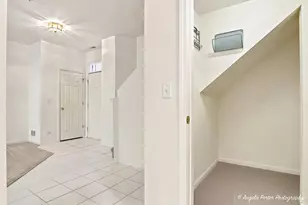 2359 Chelsea Rd, Northbrook, IL 60062 - Photo 9