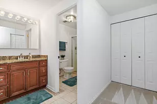 31 S Salem Dr, Schaumburg, IL 60193 - Photo 25