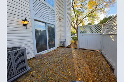 315 Bunker Hill Circle #315, Aurora, IL 60504 - Photo 5