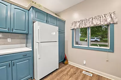 2518 Reynolds Manor Drive #1, Ottawa, IL 61350 - Photo 11