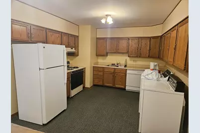 1211 E Indiana Avenue, Pontiac, IL 61764 - Photo 3