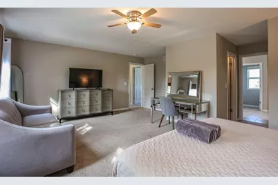 3536 Gallant Fox Drive, Elgin, IL 60124 - Photo 11