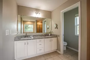 3536 Gallant Fox Dr, Elgin, IL 60124 - Photo 13