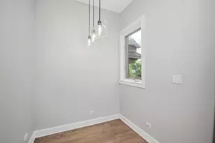 2920 N Damen Ave, Chicago, IL 60618 - Photo 9