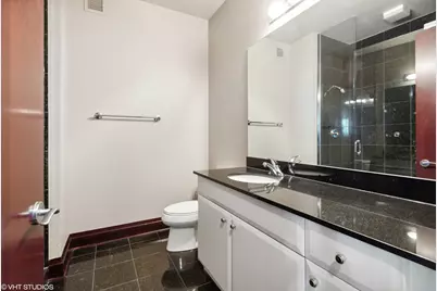 33 W Ontario Street #41ES, Chicago, IL 60654 - Photo 13