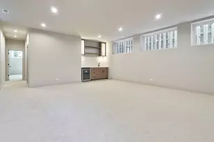 3756 W Sunnyside Ave, Chicago, IL 60625 - Photo 19