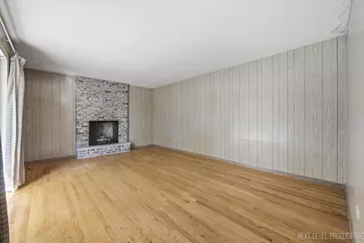 7008 Blackburn Avenue, Downers Grove, IL 60516 - Photo 13