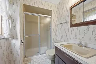 7008 Blackburn Ave, Downers Grove, IL 60516 - Photo 21