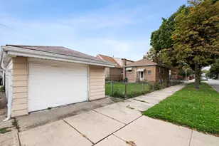 4601 S Komensky Ave, Chicago, IL 60632 - Photo 19
