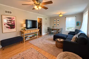 643 E Rockland Rd, Libertyville, IL 60048 - Photo 5