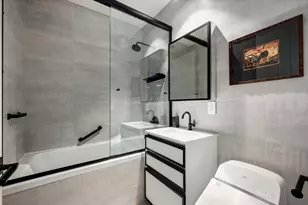 925 N Larrabee St, Chicago, IL 60610 - Photo 33