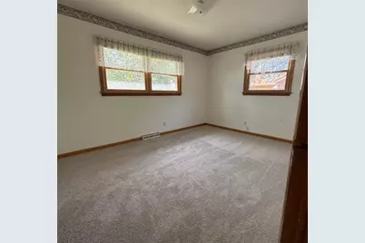 18092 W Il Rt 120, Grayslake, IL 60030 - Photo 15