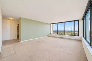 5455 N Sheridan Rd, Chicago, IL 60640 - Photo 7
