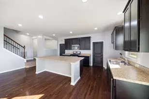 3407 Empress Dr, Naperville, IL 60564 - Photo 9