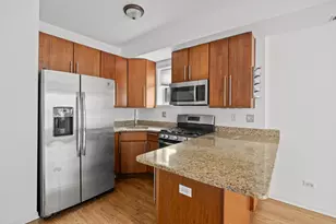 2715 N Sawyer Ave, Chicago, IL 60647 - Photo 5