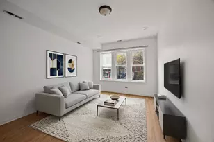 2715 N Sawyer Ave, Chicago, IL 60647 - Photo 3