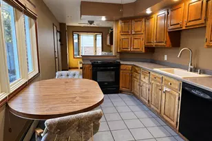 1724 Avenue F, Sterling, IL 61081 - Photo 37
