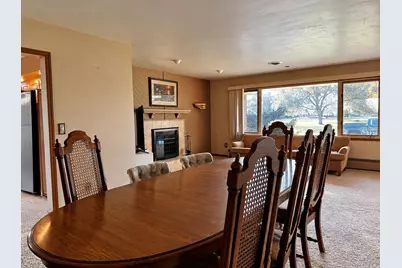 1724 Avenue F, Sterling, IL 61081 - Photo 13