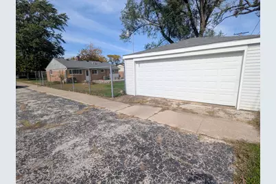 17957 Oakwood Avenue, Lansing, IL 60438 - Photo 23
