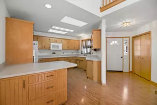 8554 Tullamore Dr, Tinley Park, IL 60487 - Photo 7