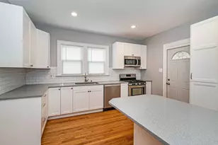 247 W Palatine Rd, Palatine, IL 60067 - Photo 9