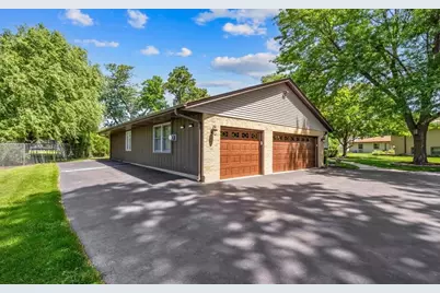 152 Jacquelyn Drive, Bensenville, IL 60106 - Photo 45