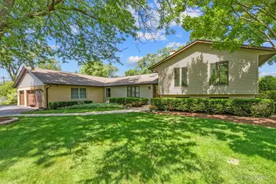 152 Jacquelyn Drive, Bensenville, IL 60106 - Photo 1